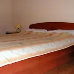 Seaside Laurus * מורטר