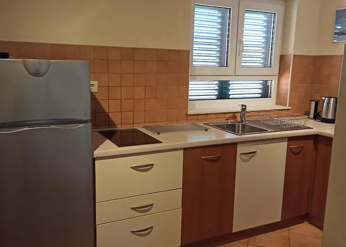 Seaside Laurus Apartament Murter