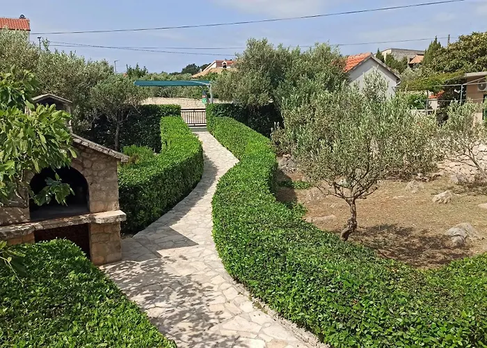 Seaside Laurus Daire Murter